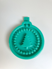 Weihnachtsbaum im Kreis als Anhänger 13,5 cm